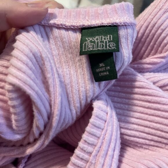 Light Pink Long-Sleeve Ribbed Crop Top - Picture 2 of 3